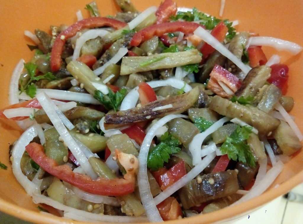 Салат из баклажанов на зиму — 8 простых рецептов самых вкусных салатов
