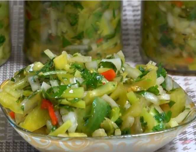 Салат из зеленых помидор на зиму без стерилизации — пошаговый рецепт с фото