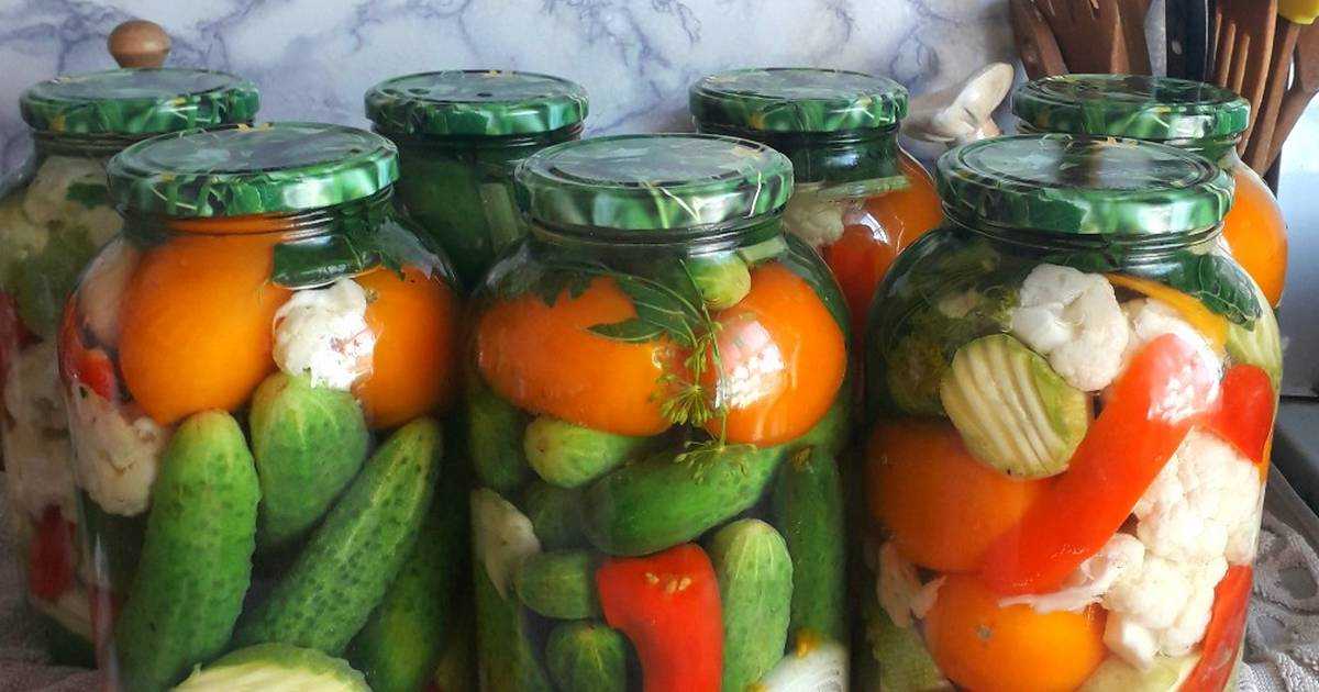 Консервирование овощного ассорти на зиму: выбор овощей, распространённые рецепты