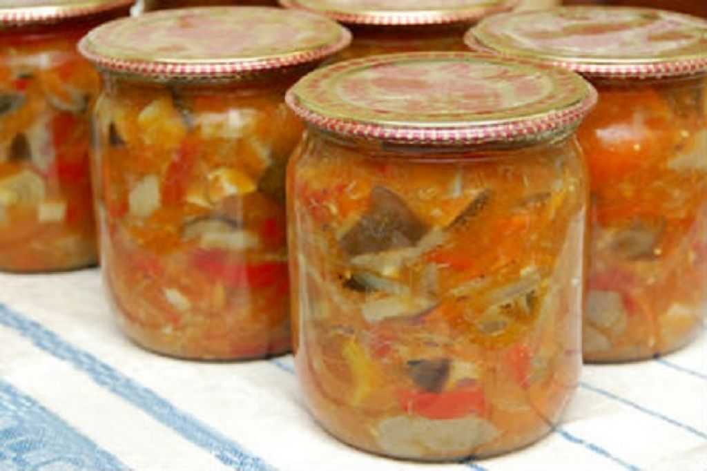 Солянка на зиму - рецепт заготовки с грибами, овощами и луком