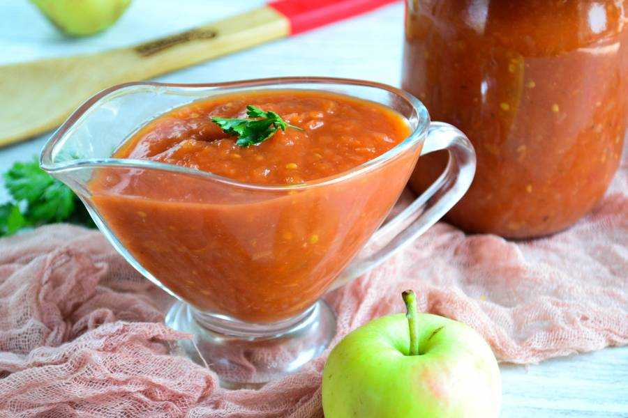 Кетчуп из помидоров на зиму «пальчики оближешь»: с болгарским перцем, с яблоками, с корицей