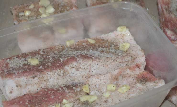Сухая засолка сала. солёное сало — рецепт сухим способом. экспресс-метод приготовления сала