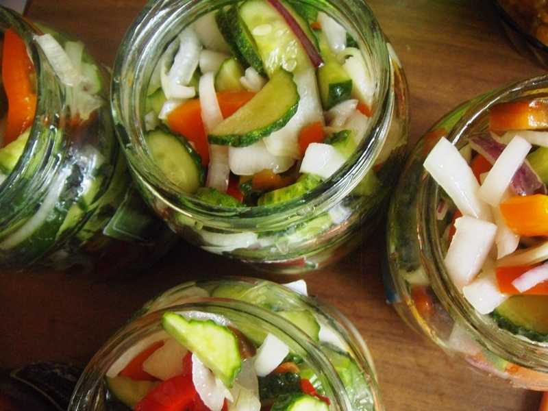 20 самых вкусных салатов на зиму