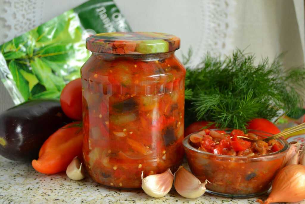 Баклажаны на сковороде с чесноком и помидорами быстро рецепт с фото пошагово и видео - 1000.menu