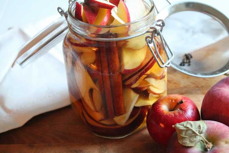 Яблоки в сиропе на зиму: 8 рецептов приготовления консервации, условия хранения