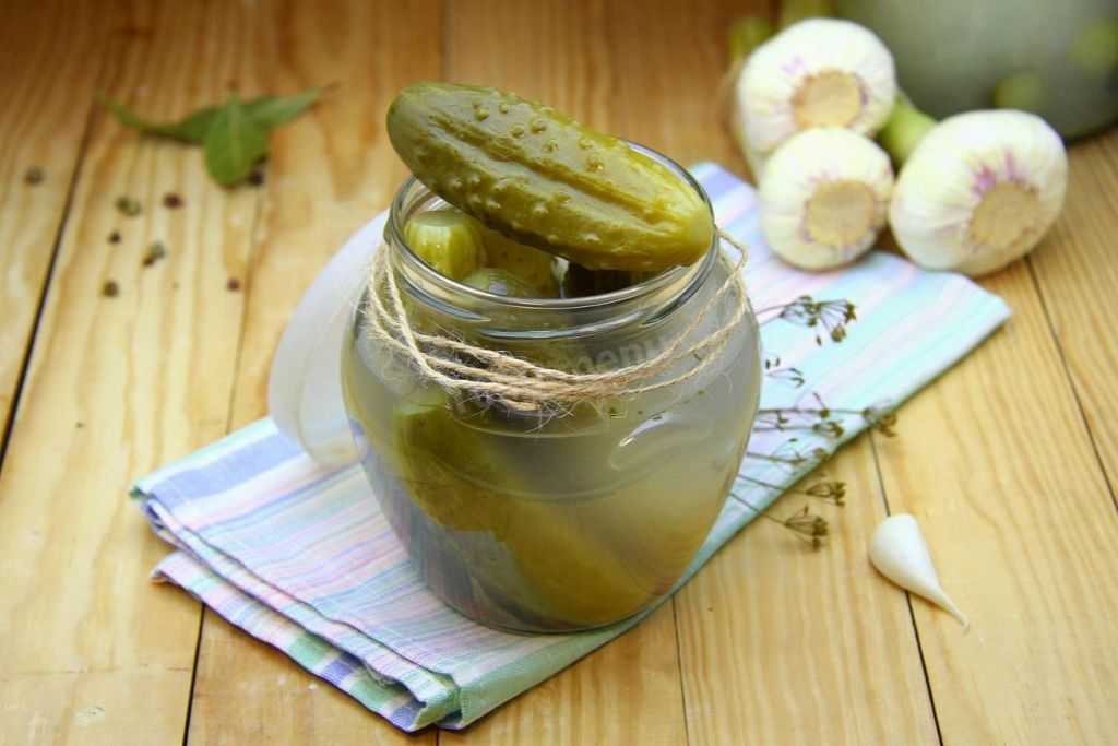 Маринованные огурцы с лимонной кислотой — топ-4 рецепта на 1 литр на зиму