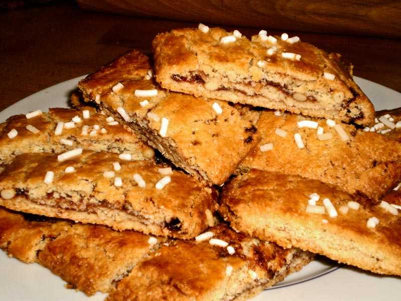 Песочное печенье с вареньем или тертое печенье - 5 рецептов
