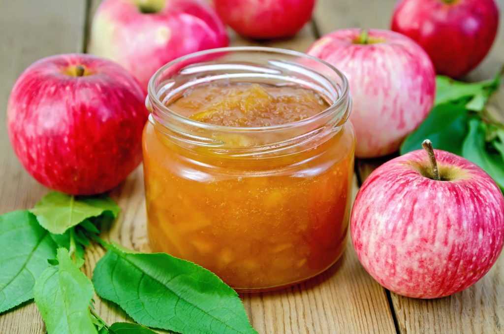Прозрачное варенье из райских яблок с хвостиками: 8 простых рецептов на зиму