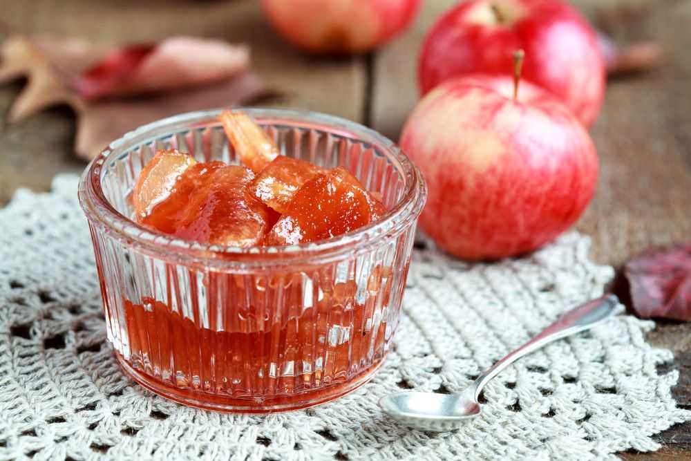 Прозрачное варенье из яблок дольками — 7 быстрых рецептов на зиму