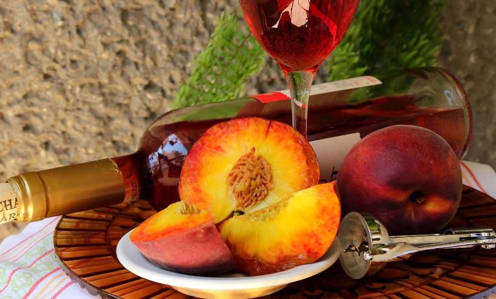 Как приготовить консервированные персики в белом вине: поиск по ингредиентам, советы, отзывы, пошаговые фото, подсчет калорий, изменение порций, похожие рецепты