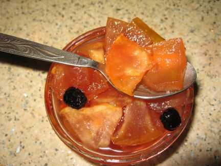 Желе из черноплодной рябины: полезный десерт и запас витаминов на зиму. варианты желе из черноплодной рябины с желатином и без