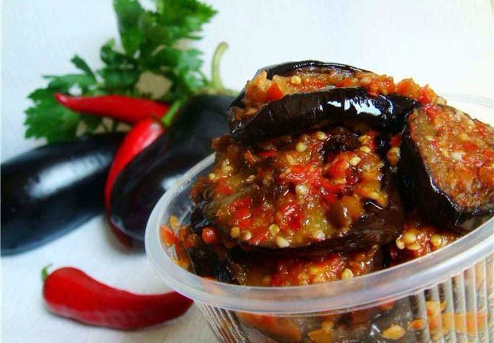 Баклажаны на сковороде с чесноком и помидорами быстро рецепт с фото пошагово и видео - 1000.menu