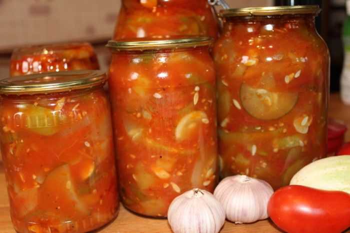 Ассорти из огурцов и помидоров на зиму - самые вкусные рецепты