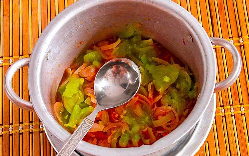 Салат из капусты на зиму в банках: 10 очень вкусных рецептов