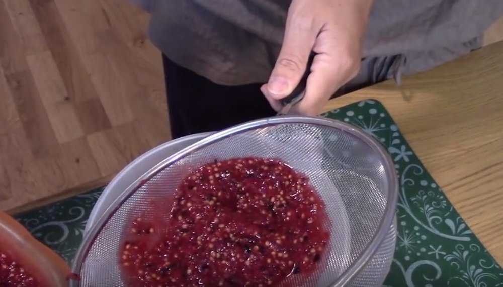 Пятиминутка из красной смородины на зиму - 7 простых рецептов желе, варенья из красной смородины с фото пошагово