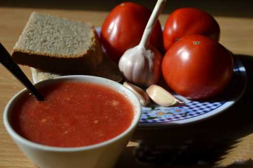 Горлодер из помидоров с чесноком на зиму – 7 пошаговых рецептов