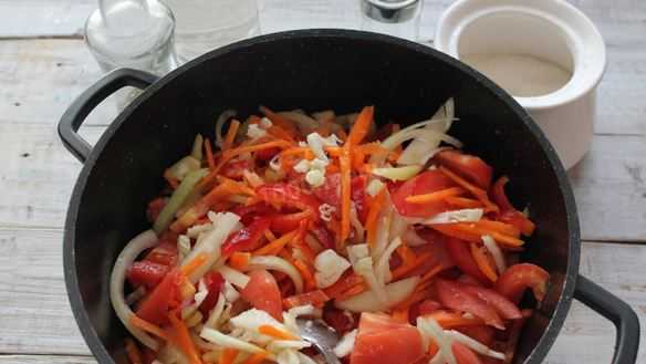 Салат дунайский на зиму - 4 рецепта с пошаговыми фото