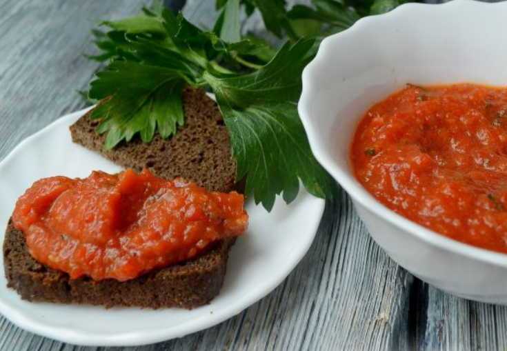 Топ 10 рецептов лютеницы по-болгарски на зиму с баклажанами и морковью, хранение