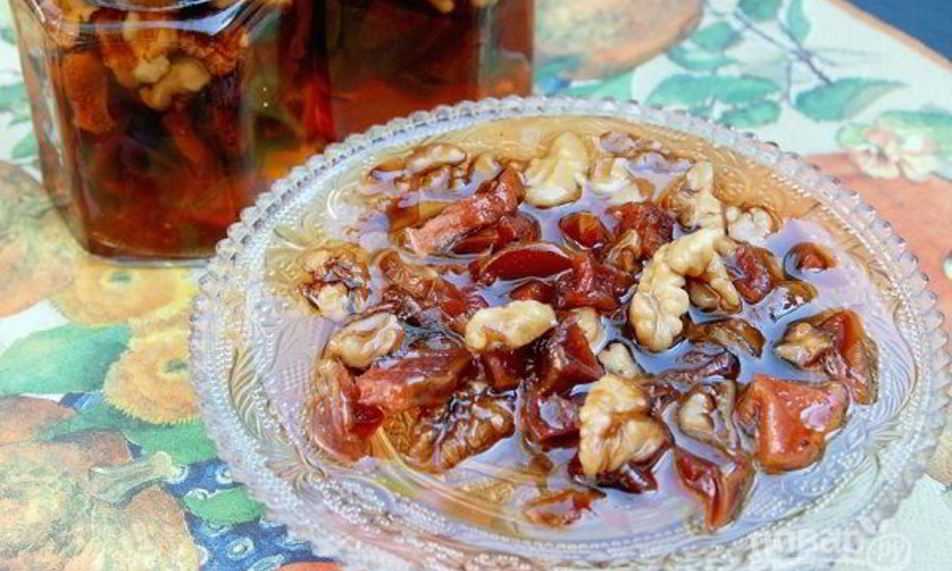 Варенье из айвы с грецкими орехами: 6 самых вкусных рецептов
