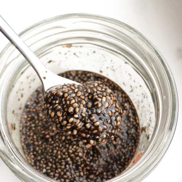 Easy chia seed jam (any flavor) | downshiftology
