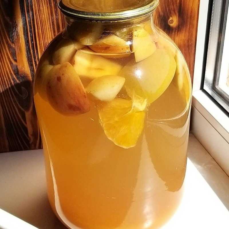 Компот из яблок на зиму на 3 литровую банку — 7 простых рецептов