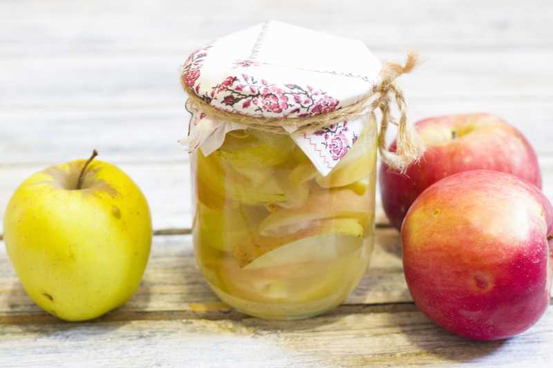 Яблоки на зиму — заготовки в банках — лучшие рецепты: компот, пюре, без сахара, для пирогов. хранение зимой в домашних условиях
