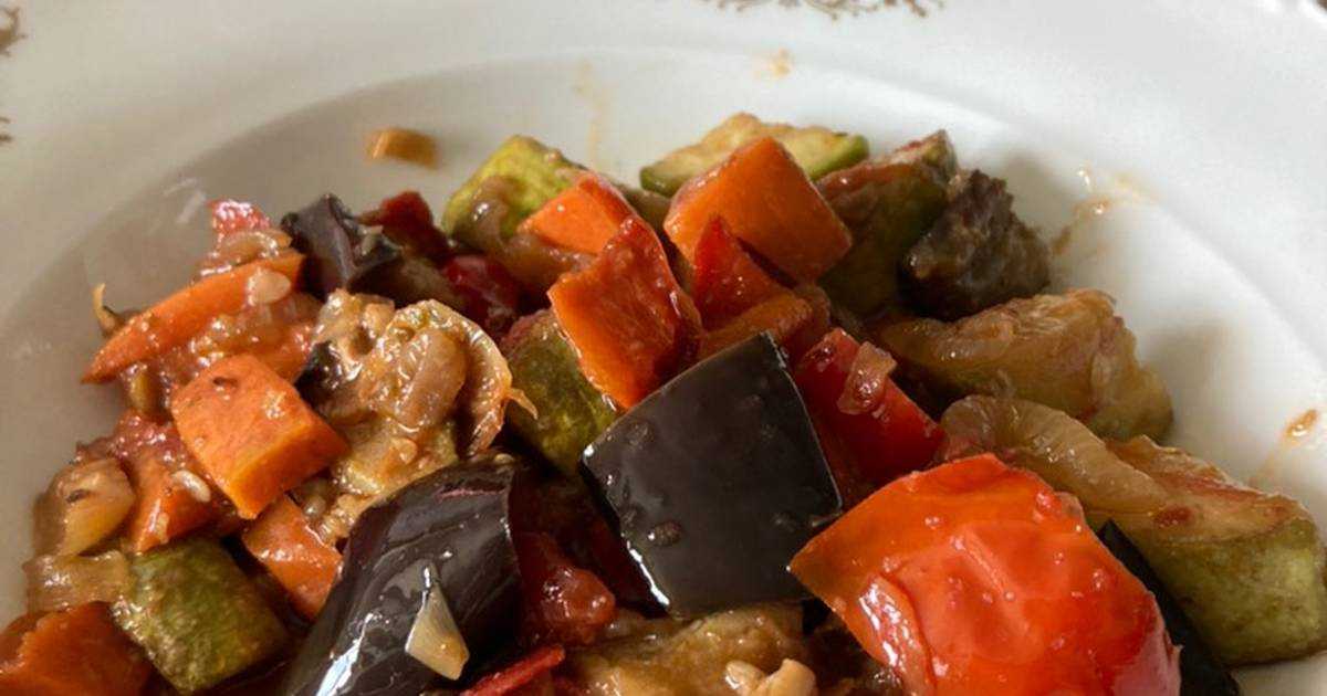 Салаты на зиму - самые вкусные рецепты салатов из помидоров, кабачков и баклажанов