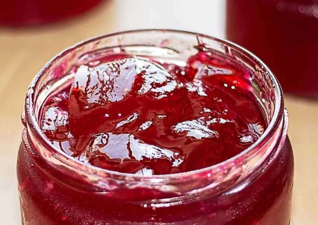 20 рецептов варенья из красной смородины, которые стоит приготовить