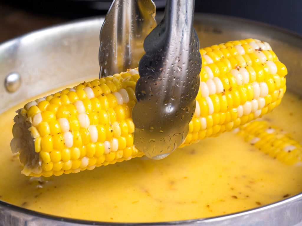 Как замариновать кукурузу на зиму. 5 рецептов отличных заготовок