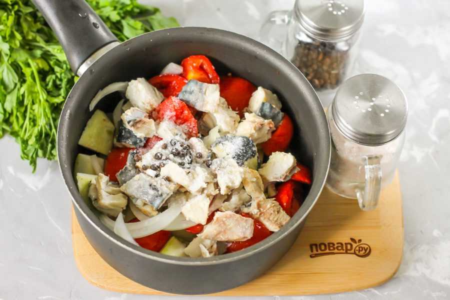 Рецепты консервирования салата из скумбрии с овощами на зиму