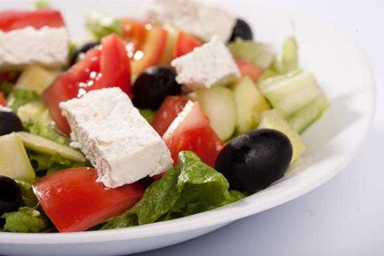 Греческая закуска с фасолью на зиму - для любителей свежих овощей: рецепт с фото и видео