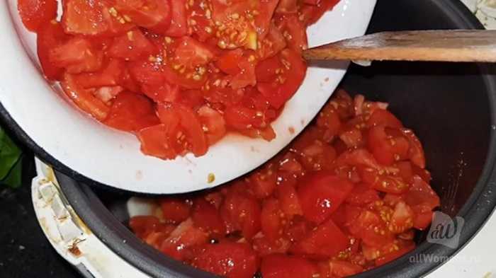 Кабачки на зиму с томатной пастой и чесноком: рецепты по фото и видео