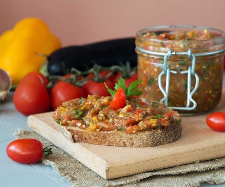 Икра из кабачков и баклажанов