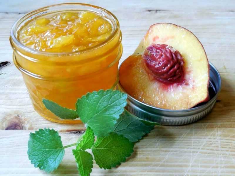 Персиковое варенье - рецепты густого и желейного десерта с лимоном, яблоками и без сахара