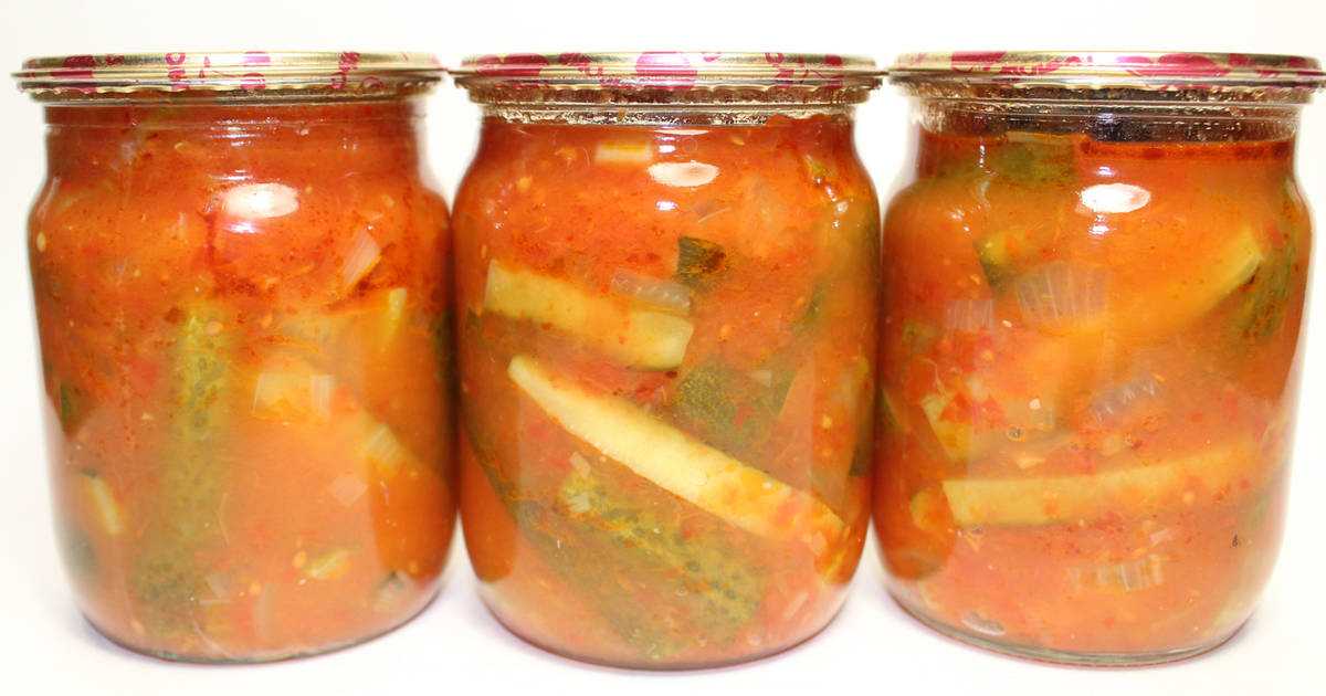 Как сделать огурцы в томате на зиму – 4 вкусных домашних рецепта