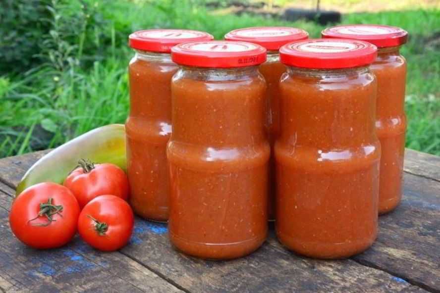 Кетчуп из помидоров на зиму «пальчики оближешь». 9 вкусных и густых рецептов в домашних условиях