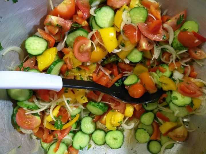 Готовим салат на зиму  проще простого: поиск по ингредиентам, советы, отзывы, пошаговые фото, подсчет калорий, удобная печать, изменение порций, похожие рецепты