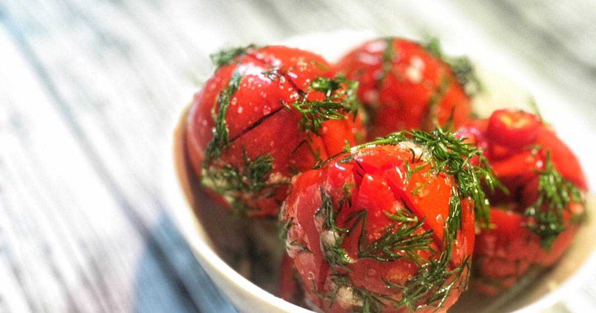 10 лучших рецептов быстрых малосольных помидоров