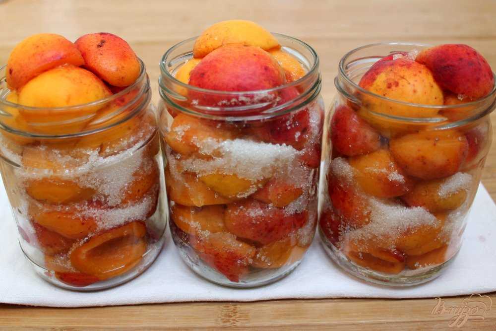 Компот из абрикосов на зиму — простые рецепты компота с косточками и без косточек