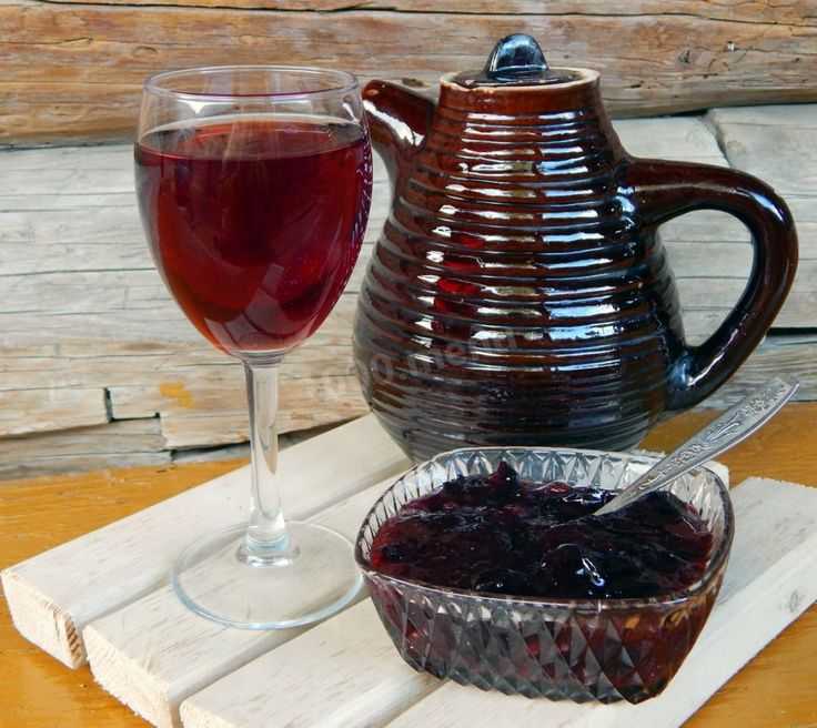 Вино из старого варенья в домашних условиях: простой рецепт для всех