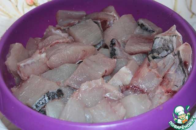Готовим вкусную рыбу или как правильно замариновать толстолобика. безупречная закуска к новогоднему столу — толстолобик, маринованный в уксусе с луком