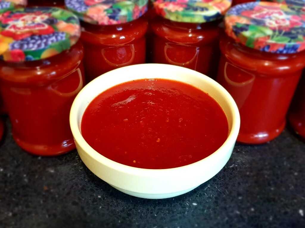 Домашний кетчуп: 5 простых рецептов на зиму