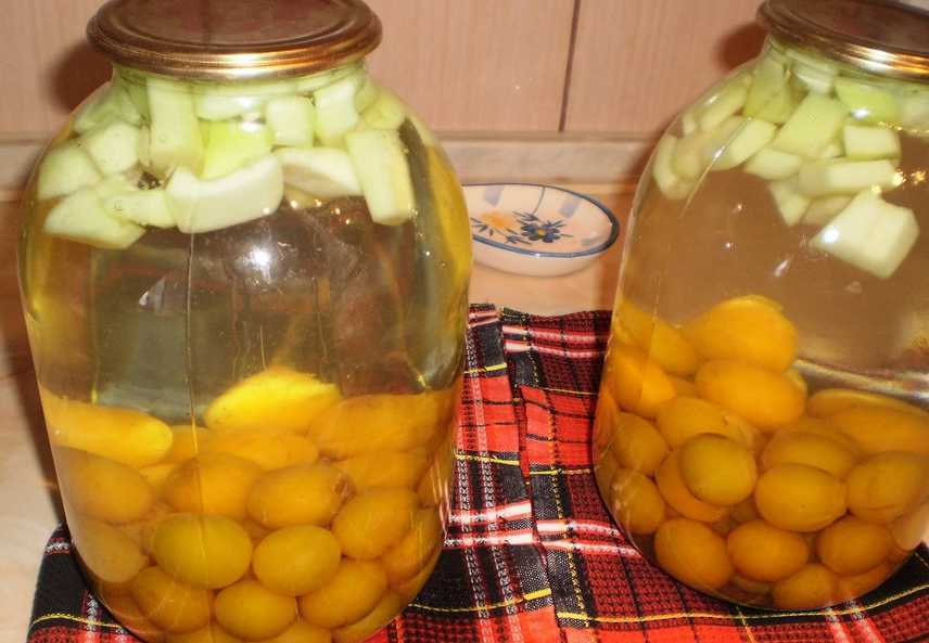 Компот из алычи и кабачков на зиму – вкусный, как ананасовый: простые рецепты
