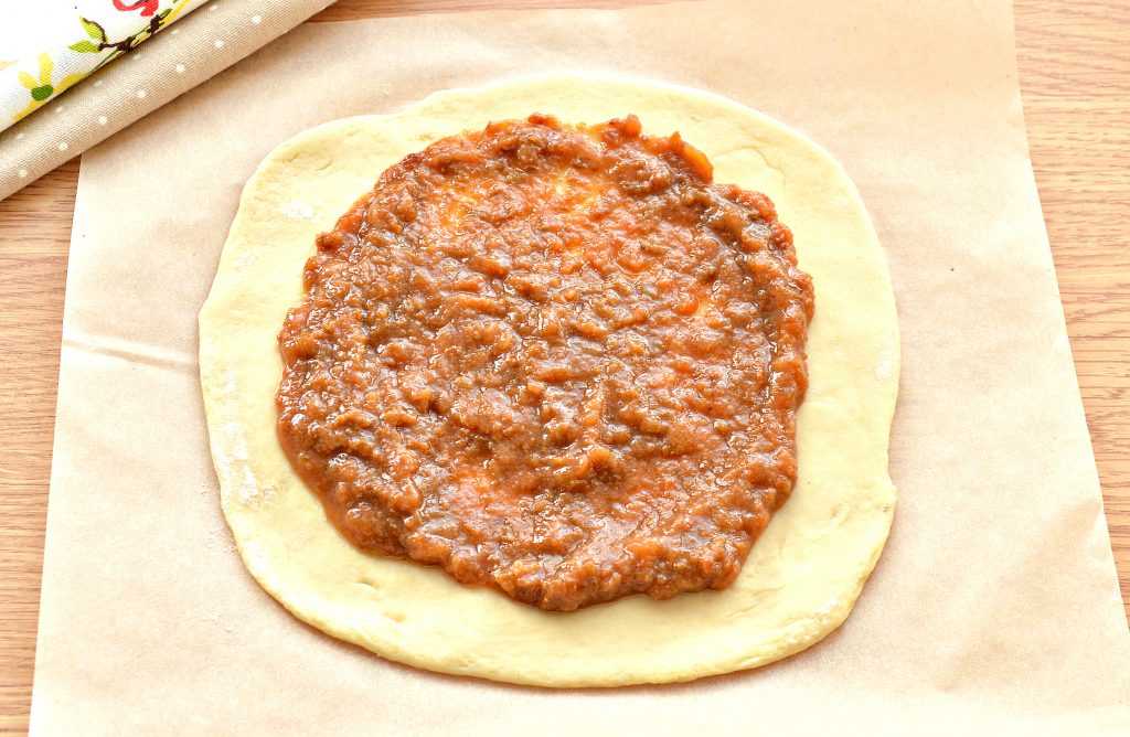 Дрожжевое тесто для пирожков в духовке - по рецепту "метрополя"