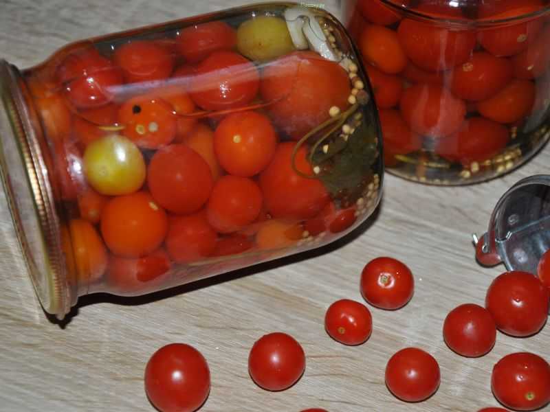 Маринованные помидоры черри со сладким перцем на зиму рецепт с фото пошагово - 1000.menu