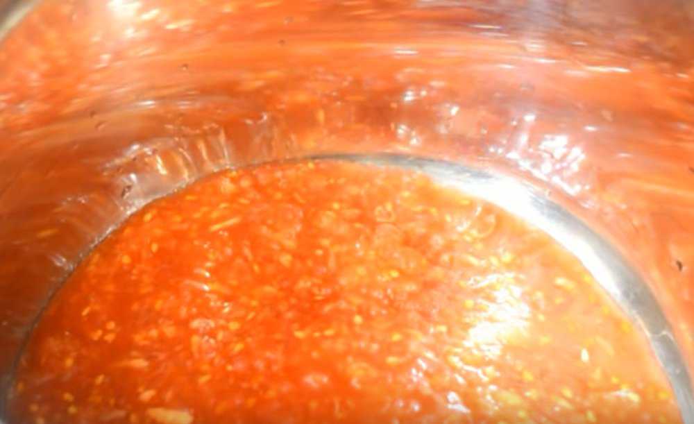 Лечо из болгарского перца с помидорами на зиму – 10 рецептов