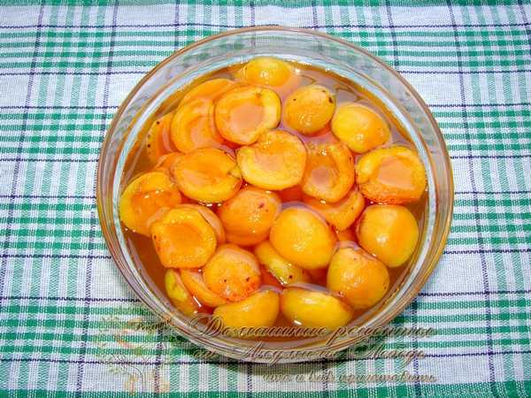 Варенье из абрикосов: лучшие рецепты пятиминутки, на зиму, с косточкой и без косточки, дольками, густого, джема, в сиропе, без варки, калорийность