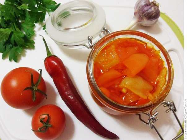 Фаршированный болгарский перец  с морковью и луком