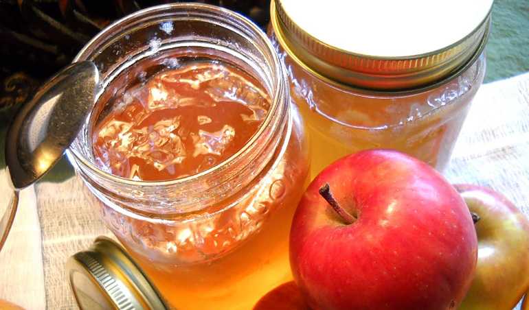 Что приготовить из яблок: 15 вкусных и быстрых рецептов