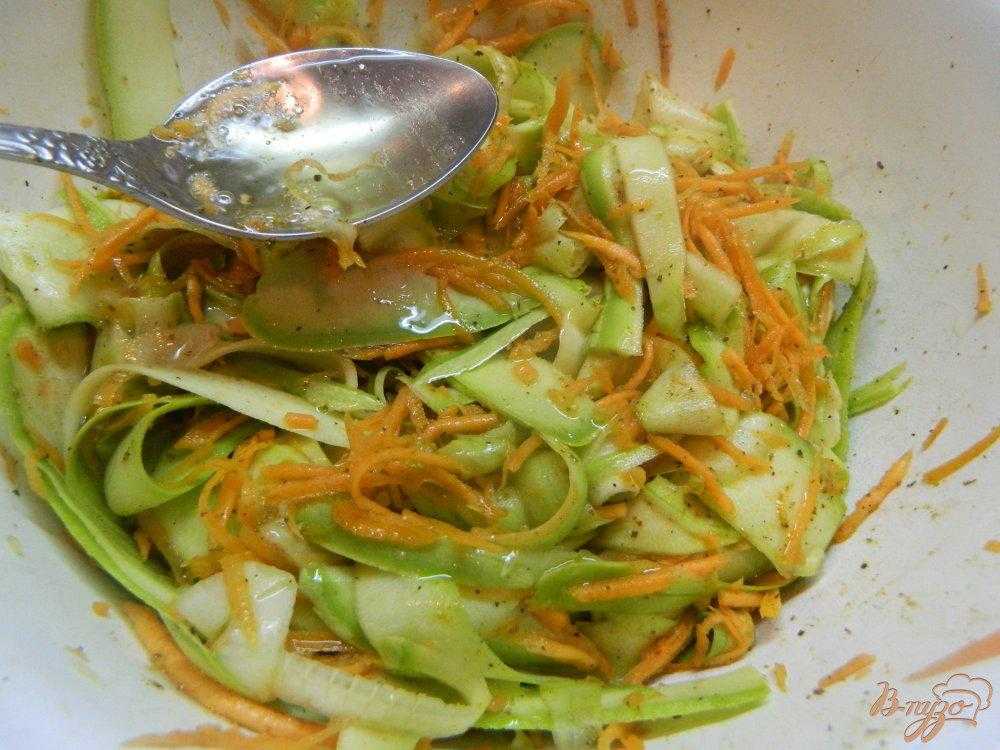 Салат из кабачков по-корейски на зиму - рецепты без стерилизации, с приправой, морковью, помидорами